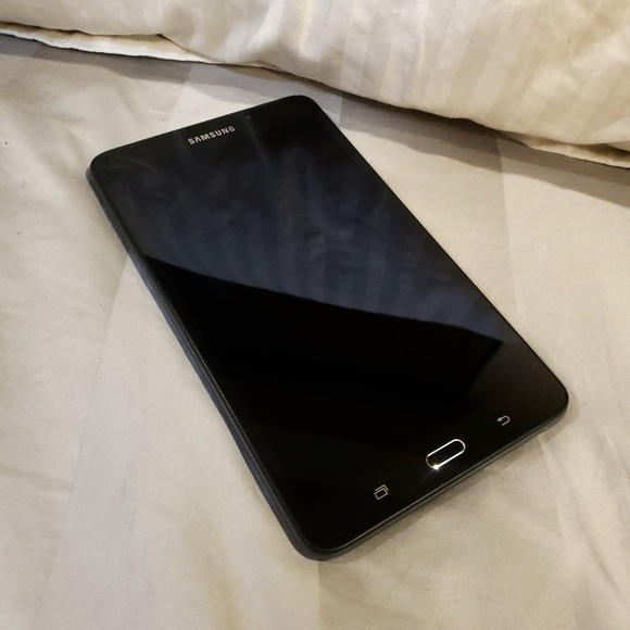 SOLD! SORRY...SAMSUNG TABLET NEW/ Cord&case! - Picture 6 of 8